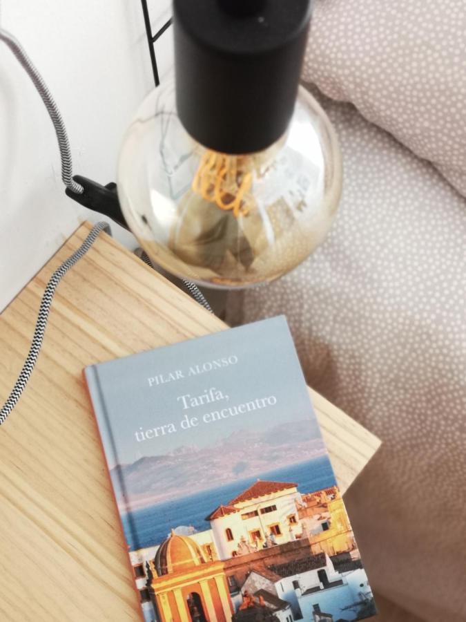 Entres Dos Paraisos: Zahara De Atunes Y Tarifa * La Zarzuela